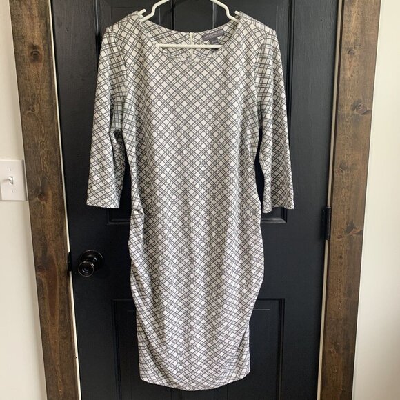 A Pea in the Pod Dresses & Skirts - A Pea in the Pod | Plaid Ruched Dress, Medium MIDI Plaid Maternity Dress Stretch